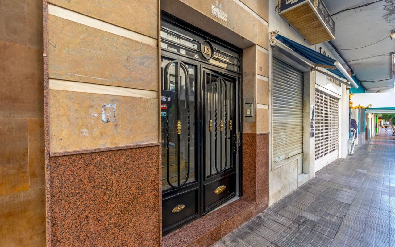 3 sypialnia Apartament na sprzedaż w Torrevieja - 225 000 € (Ref: 9270254)