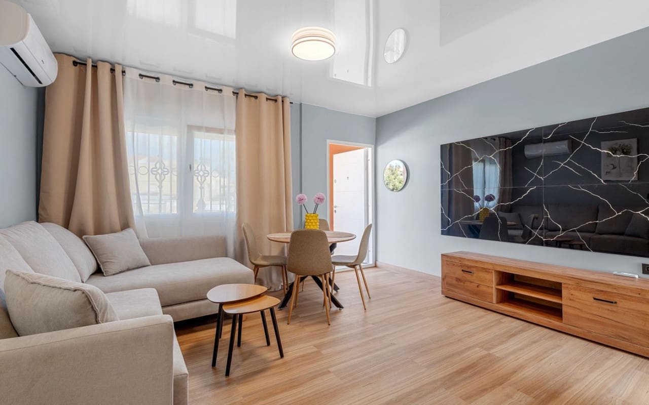 3 Zimmer Apartment zu verkaufen in San Miguel de Salinas mit Pool - 199.000 € (Ref: 9270255)