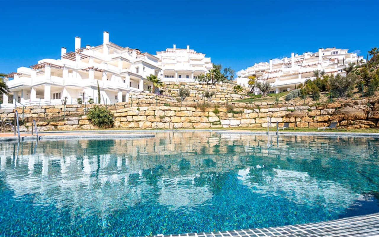 Apartamento de 2 habitaciones en Marbella en venta con piscina - 497.500 € (Ref: 9273130)