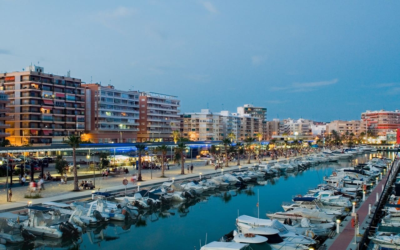 3 quarto Apartamento para venda em Alicante cidade com piscina - 405 000 € (Ref: 9273131)