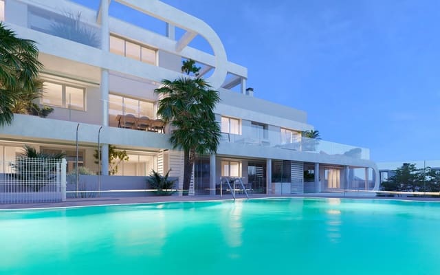 2 Zimmer Apartment zu verkaufen in Zona Calvario, Estepona mit Pool - 450.000 € (Ref: 9273135)