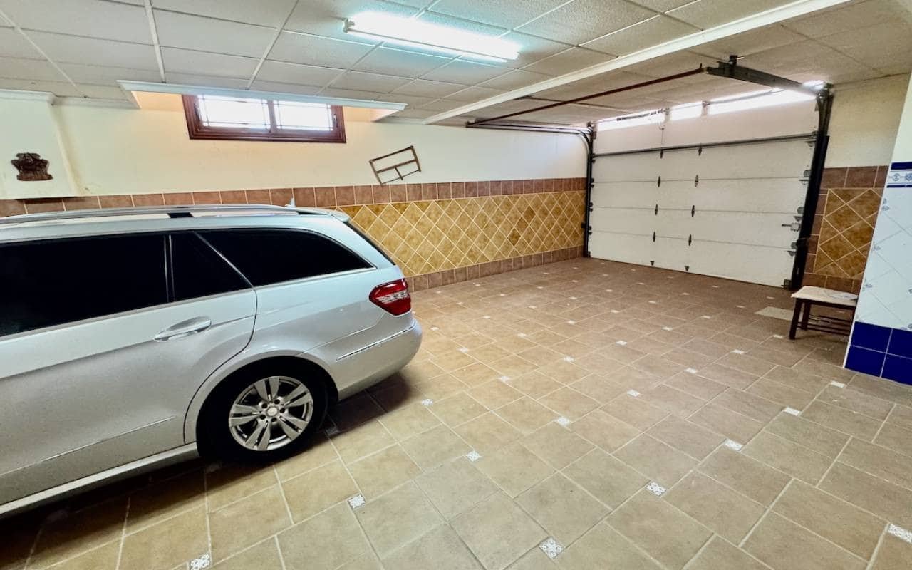 4 bedroom Finca/Country House for sale in Los Montesinos with pool - € 780,000 (Ref: 9282609)