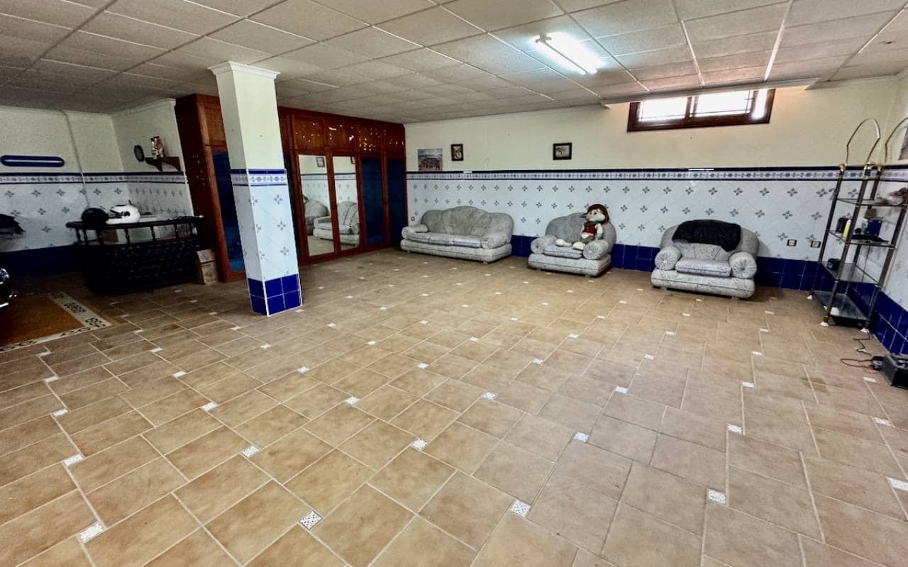 4 bedroom Finca/Country House for sale in Los Montesinos with pool - € 780,000 (Ref: 9282609)