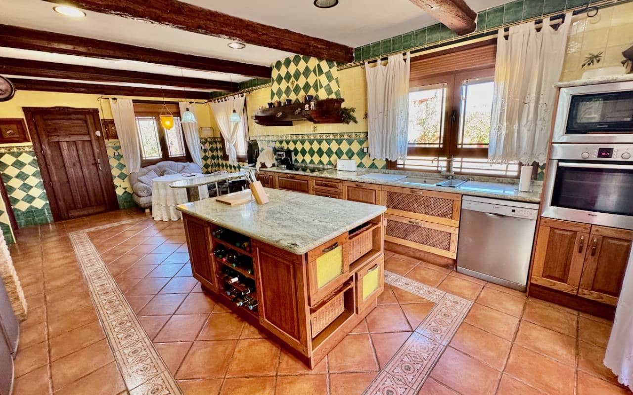 4 bedroom Finca/Country House for sale in Los Montesinos with pool - € 780,000 (Ref: 9282609)