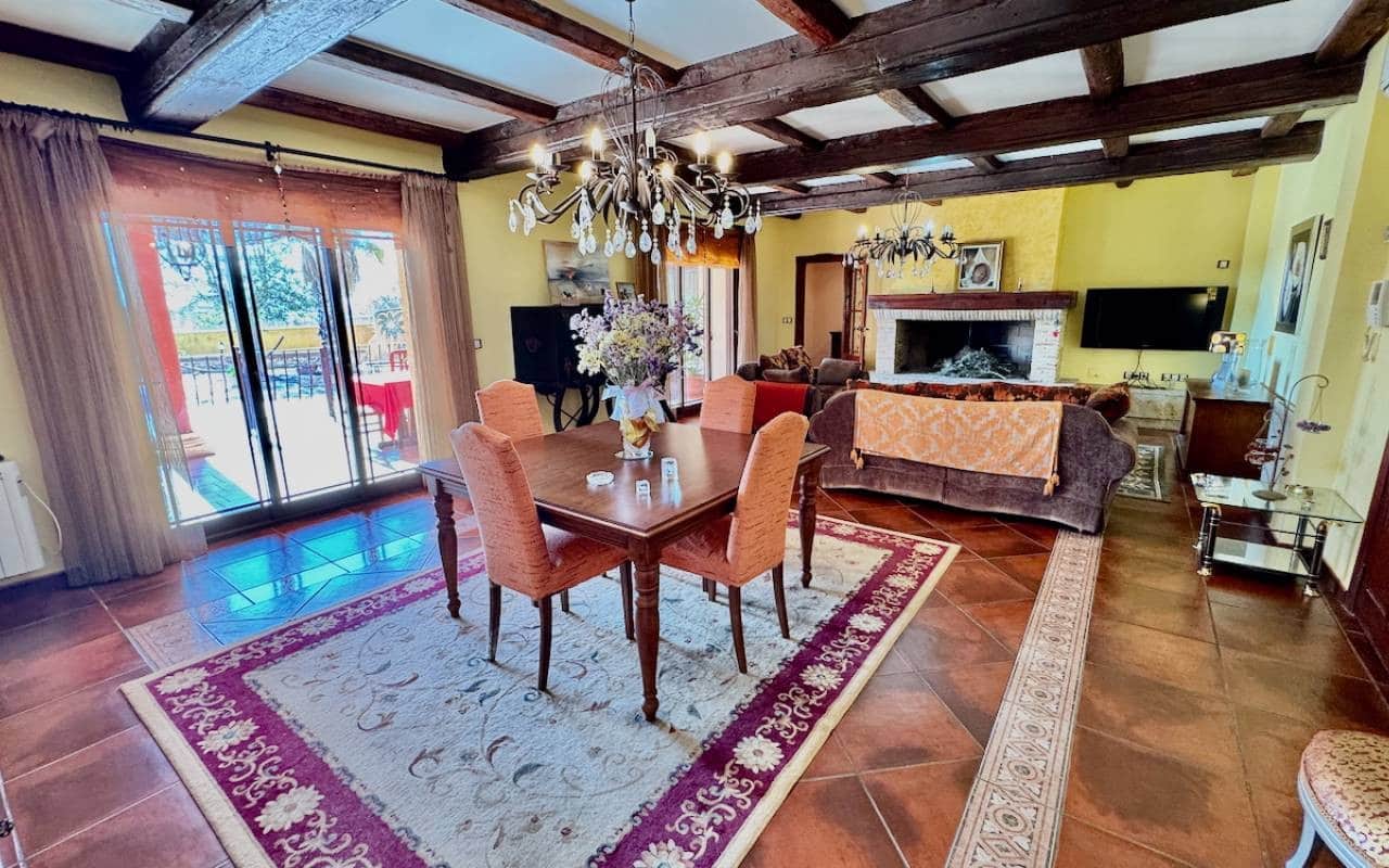 4 bedroom Finca/Country House for sale in Los Montesinos with pool - € 780,000 (Ref: 9282609)