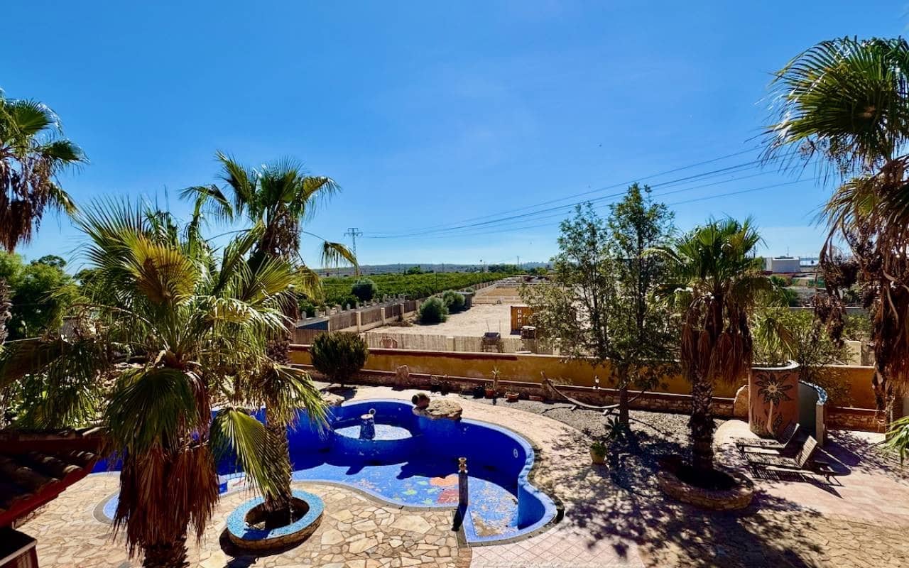 4 bedroom Finca/Country House for sale in Los Montesinos with pool - € 780,000 (Ref: 9282609)