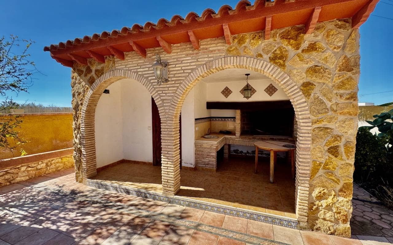 4 bedroom Finca/Country House for sale in Los Montesinos with pool - € 780,000 (Ref: 9282609)