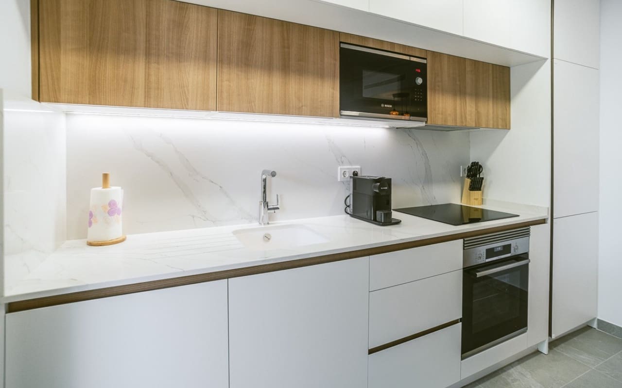 Apartamento de 2 habitaciones en Torrevieja en venta con piscina - 279.000 € (Ref: 9292323)