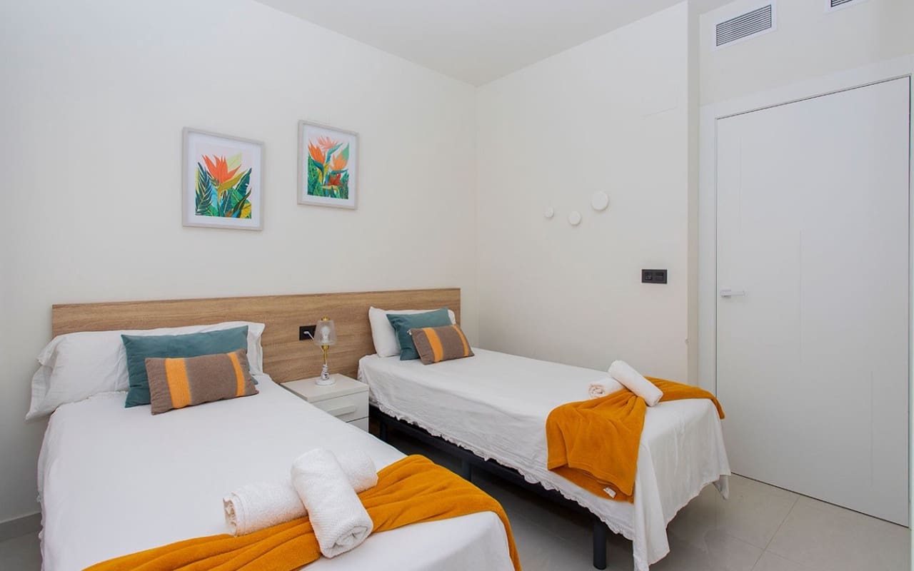 2 slaapkamer Bungalow te koop in Los Balcones met zwembad - € 275.000 (Ref: 9297172)