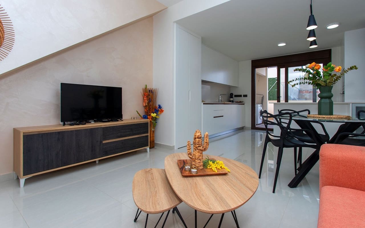 2 slaapkamer Bungalow te koop in Los Balcones met zwembad - € 275.000 (Ref: 9297172)