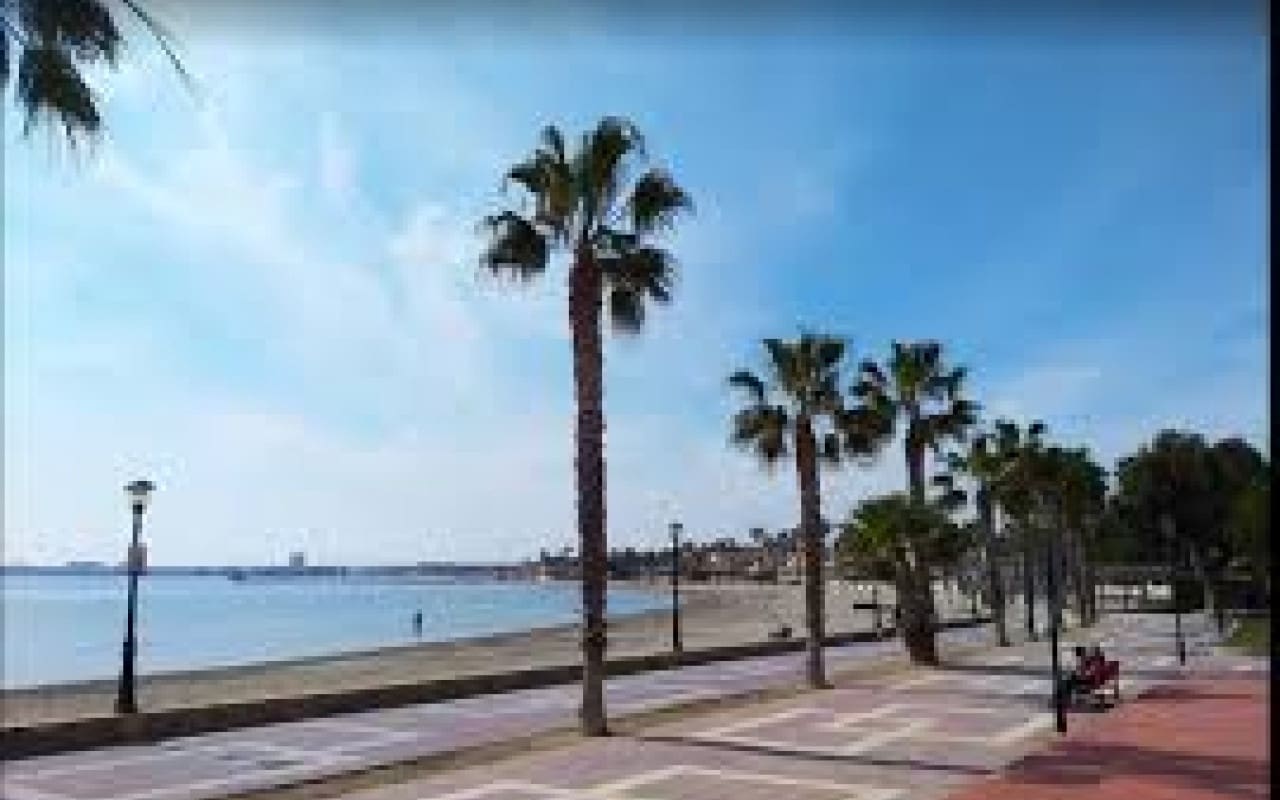 3 bedroom Villa for sale in Los Alcazares with pool - € 412,000 (Ref: 9304659)