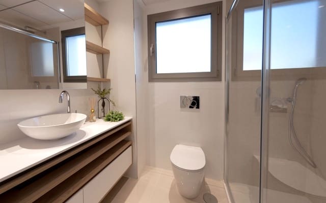 3 bedroom Villa for sale in Centro, Los Alcázares with pool - € 412,000 (Ref: 9304659)