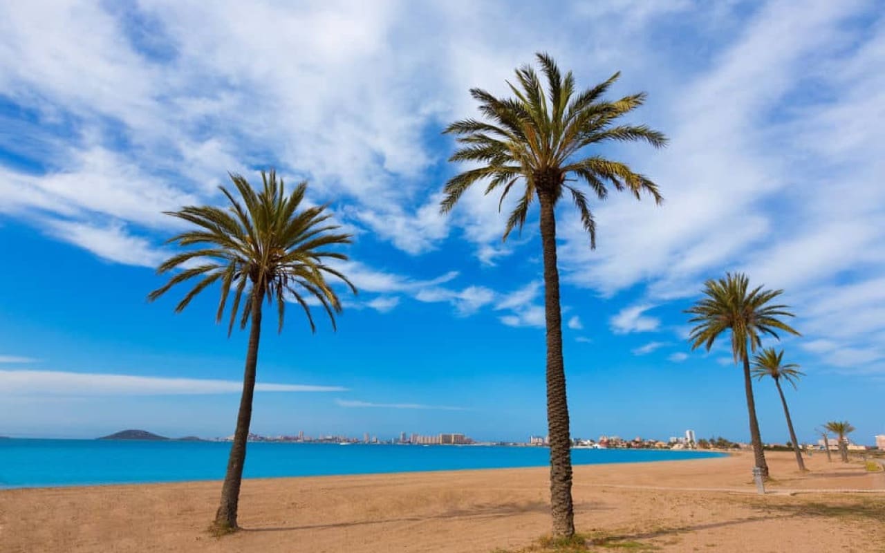 3 bedroom Villa for sale in Los Alcazares with pool - € 412,000 (Ref: 9304659)