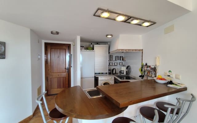 2 slaapkamer Penthouse te koop in Punta Prima, Torrevieja met zwembad - € 299.900 (Ref: 9304685)