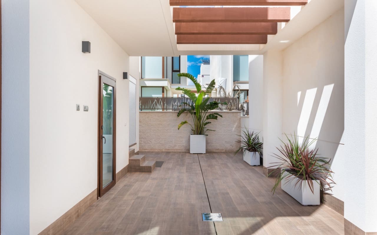 Chalet de 3 habitaciones en Ciudad Quesada en venta - 650.000 € (Ref: 9305222)