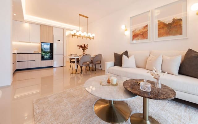 Casa de 3 habitaciones en Ciudad Quesada, Rojales en venta con piscina - 414.000 € (Ref: 9305224)