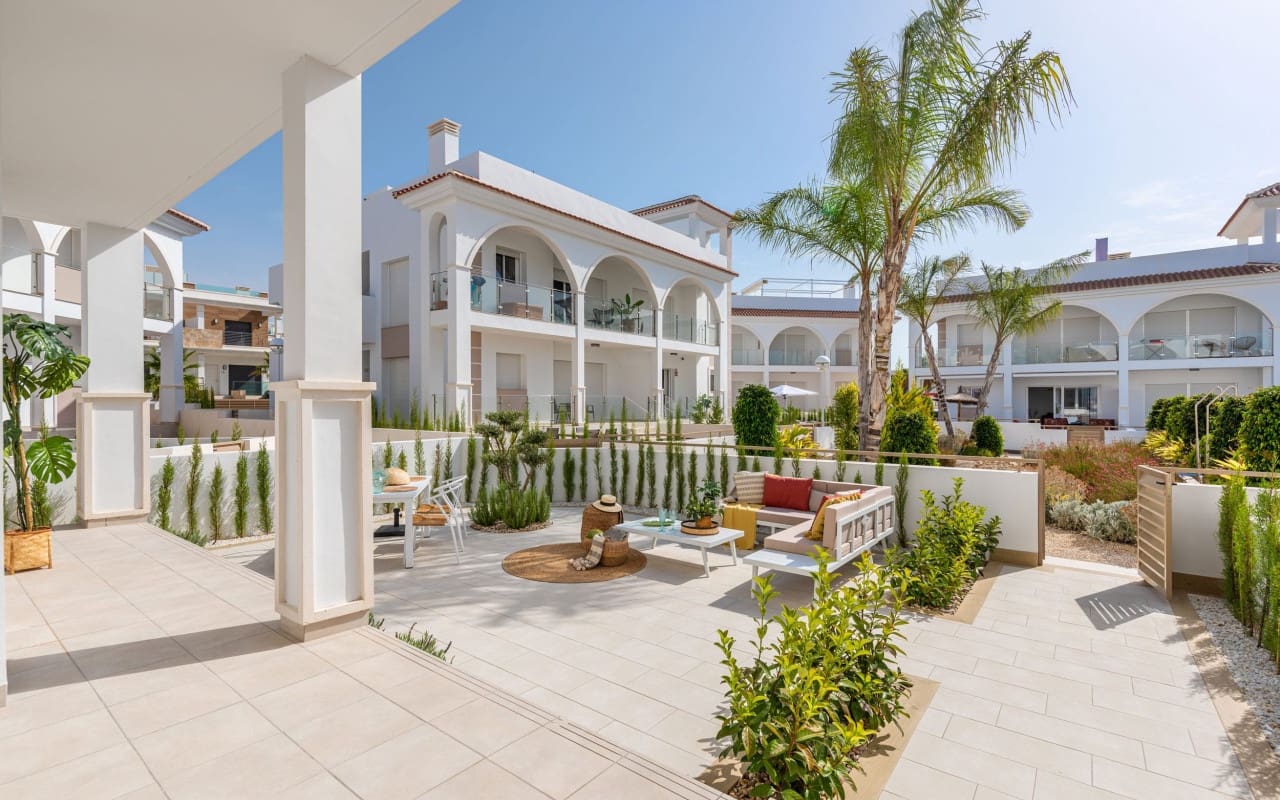 3 chambre Maison de Ville à vendre à Ciudad Quesada avec piscine - 414 000 € (Ref: 9305224)