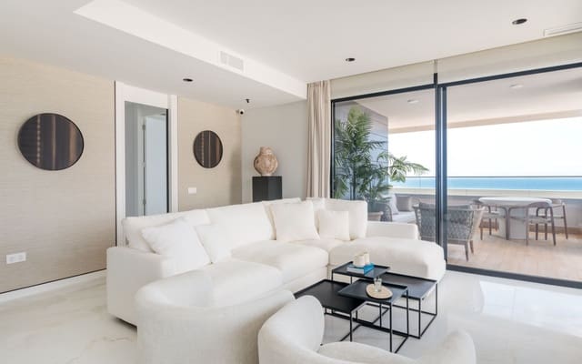 2 chambre Appartement à vendre à Playa Poniente, Benidorm avec piscine - 690 000 € (Ref: 9309050)