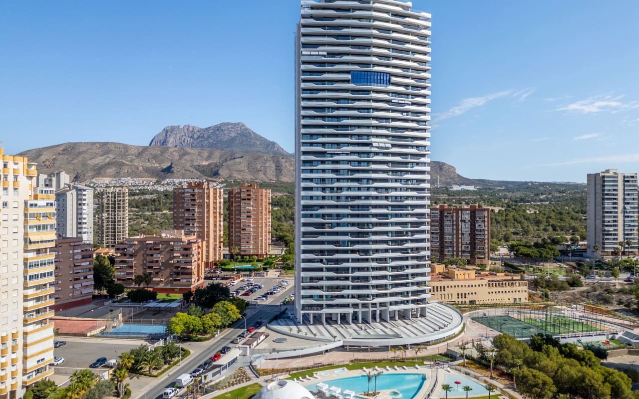 2 chambre Appartement à vendre à Benidorm avec piscine - 690 000 € (Ref: 9309050)