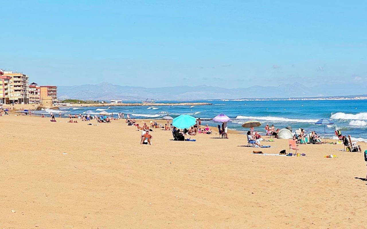 1 bedroom Beach Apartment for sale in La Mata - € 187,900 (Ref: 9331303)