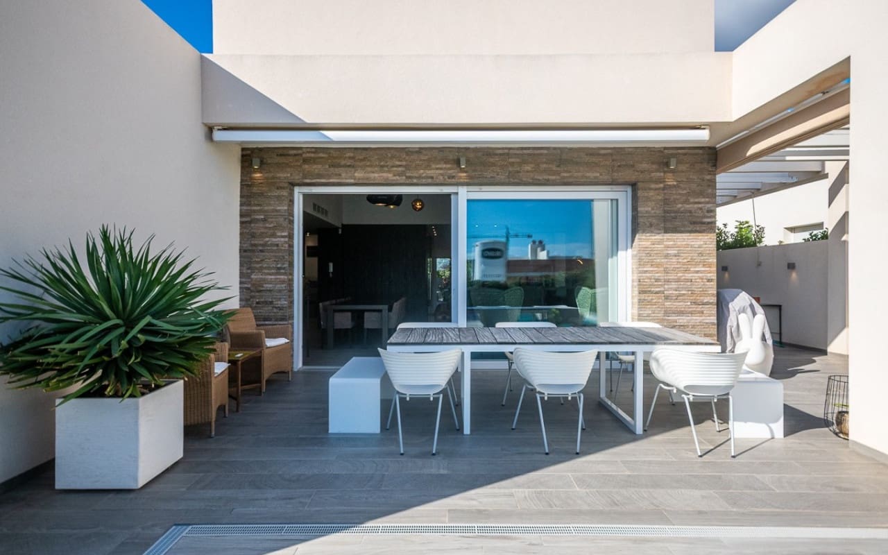 2 slaapkamer Villa te koop in Algorfa - € 660.000 (Ref: 9340101)