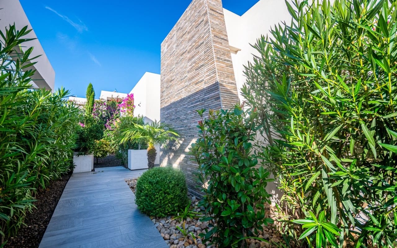 2 slaapkamer Villa te koop in Algorfa - € 660.000 (Ref: 9340101)
