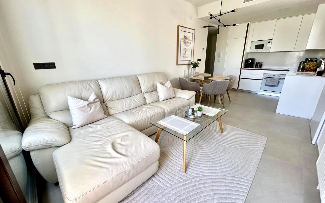 3 camera da letto Attico in vendita in Torrevieja con piscina - 359.000 € (Rif: 9340191)