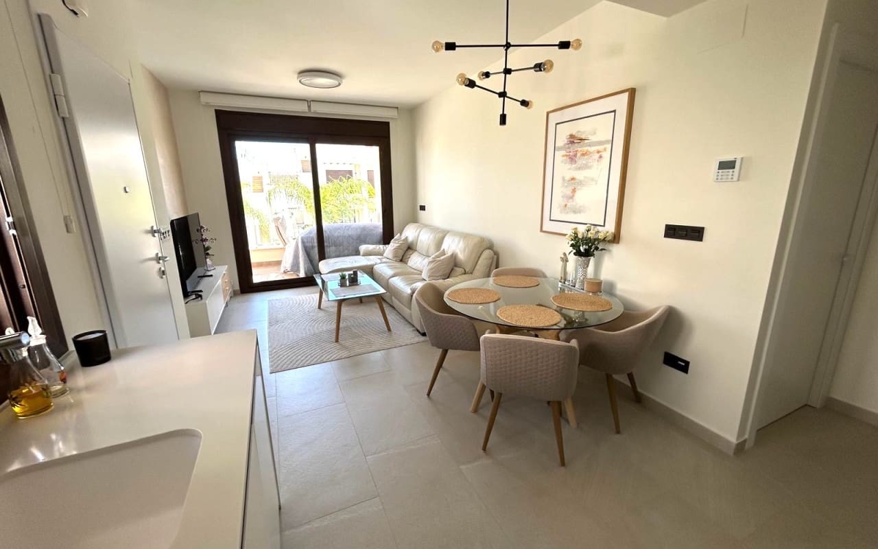 3 camera da letto Attico in vendita in Torrevieja con piscina - 359.000 € (Rif: 9340191)