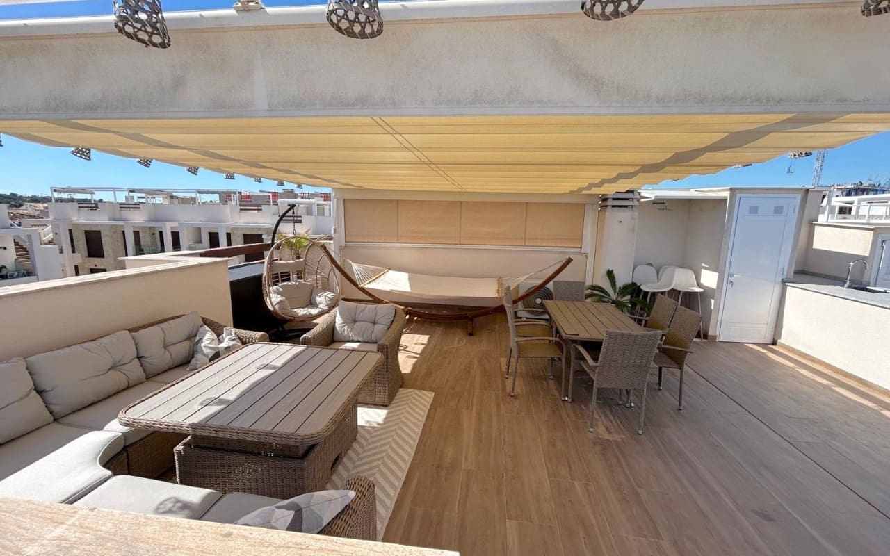 3 camera da letto Attico in vendita in Torrevieja con piscina - 359.000 € (Rif: 9340191)