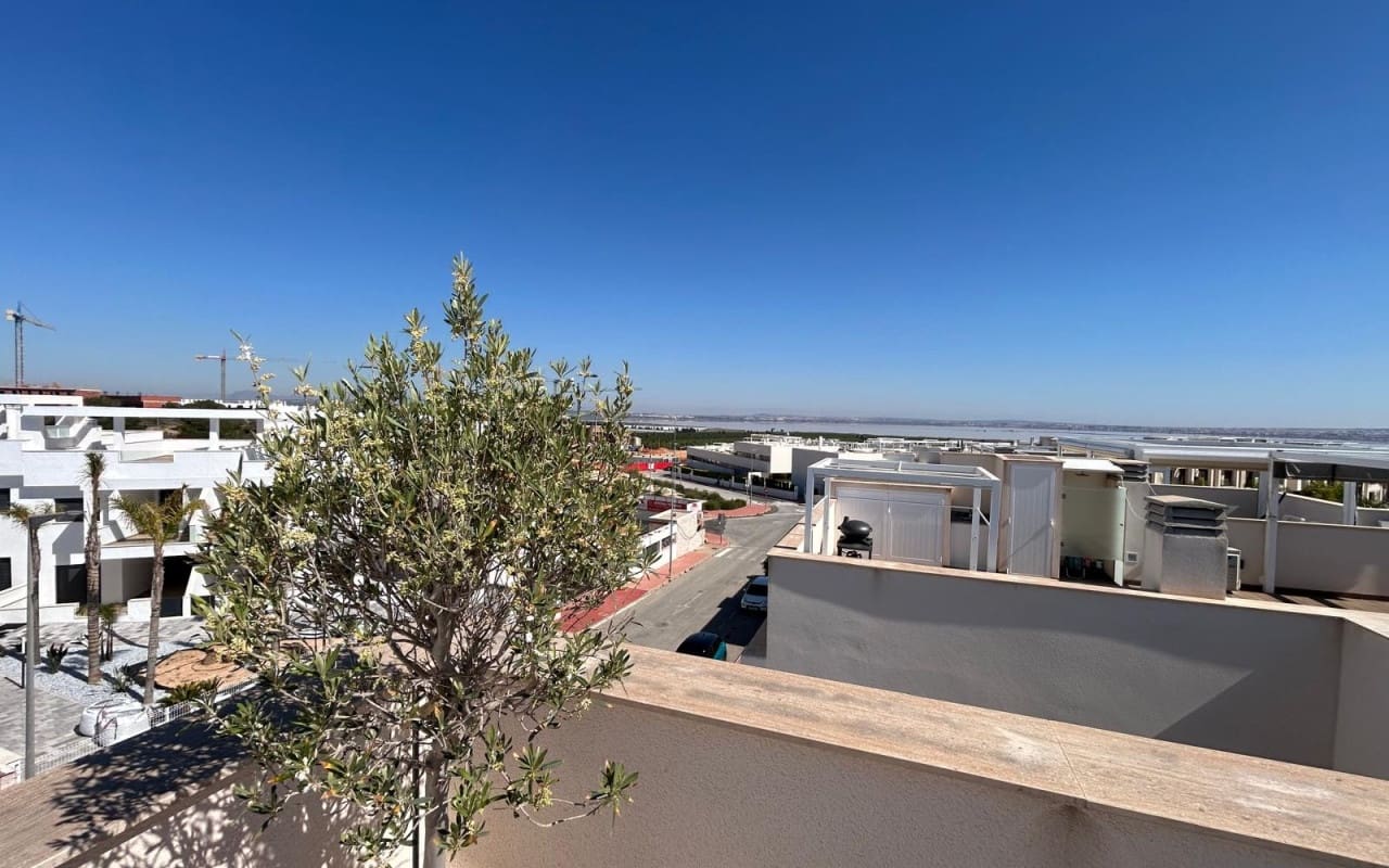 3 camera da letto Attico in vendita in Torrevieja con piscina - 359.000 € (Rif: 9340191)