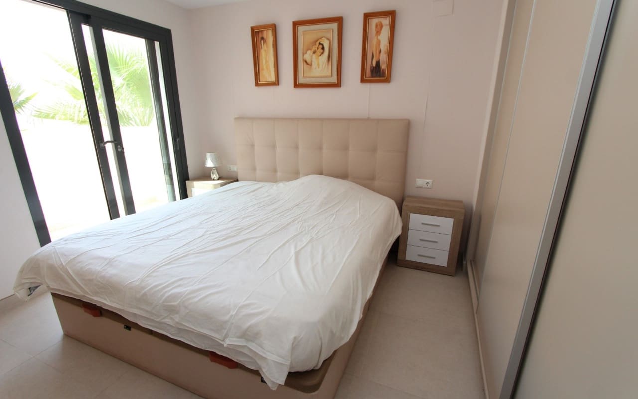 2 chambre Villa/Maison à vendre à Dona Pepa avec piscine - 315 000 € (Ref: 9357626)