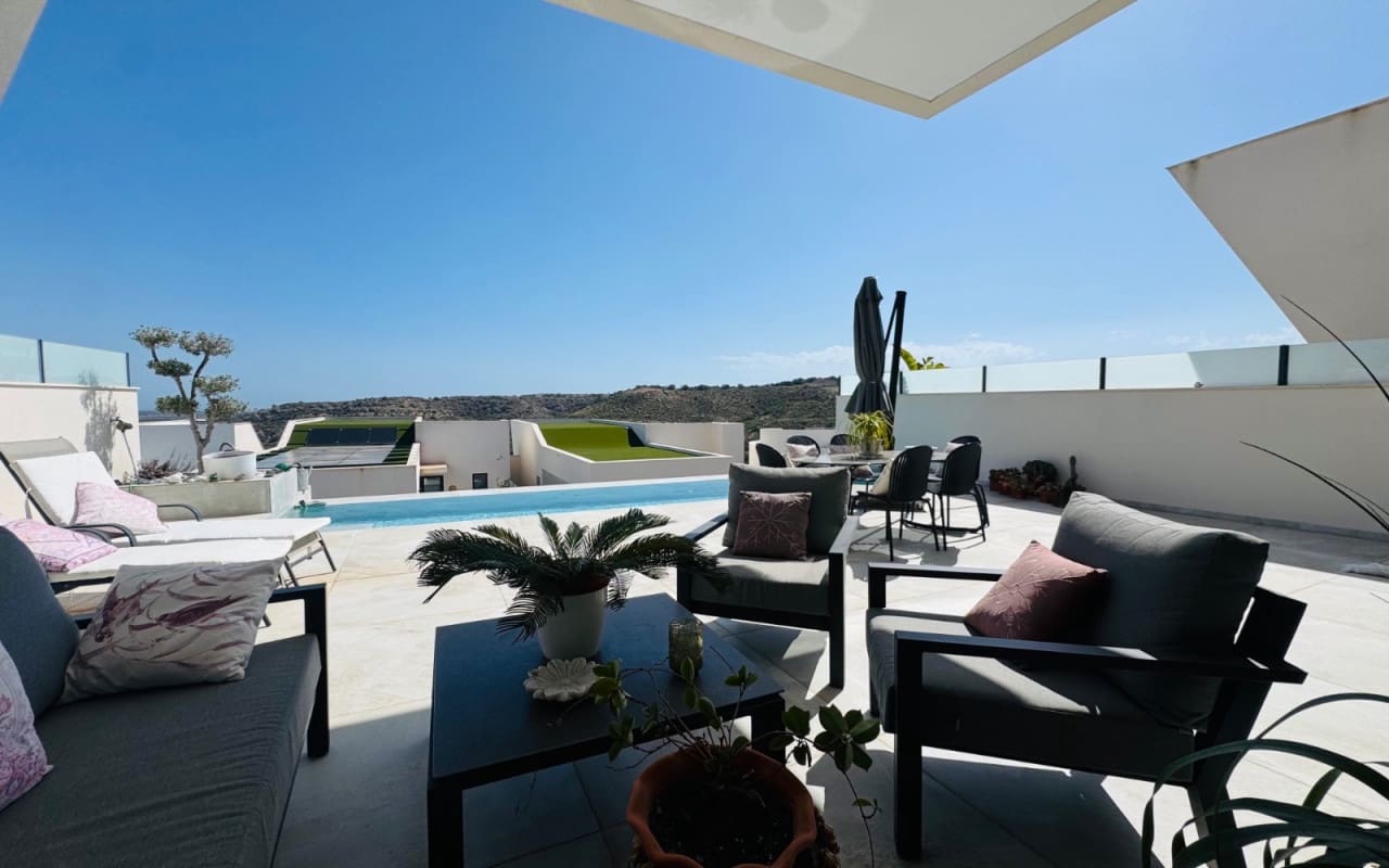 3 Zimmer Villa zu verkaufen in Ciudad Quesada - 495.000 € (Ref: 9357627)