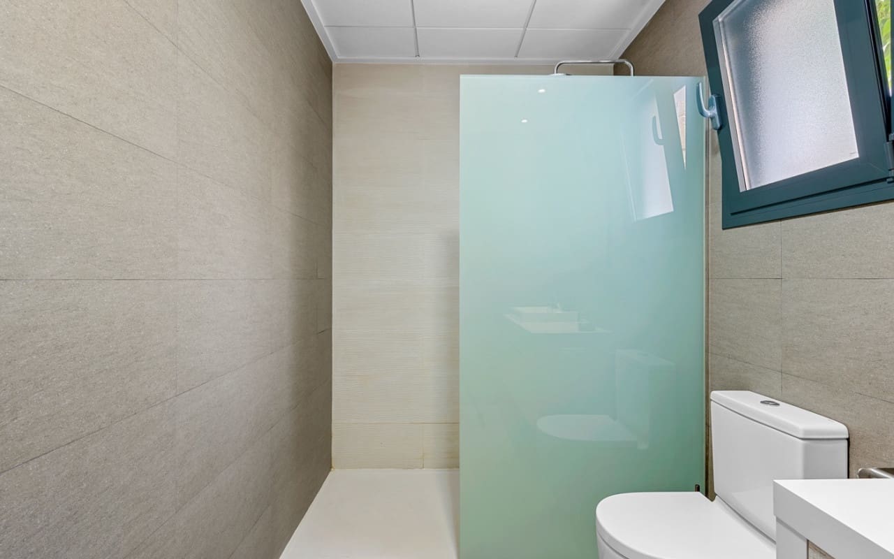 3 Zimmer Villa zu verkaufen in Ciudad Quesada mit Pool - 480.000 € (Ref: 9357628)