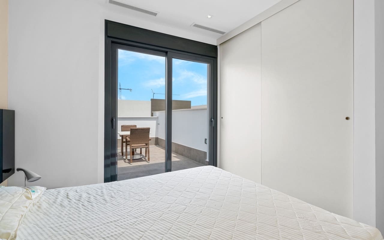 3 Zimmer Villa zu verkaufen in Ciudad Quesada mit Pool - 480.000 € (Ref: 9357628)