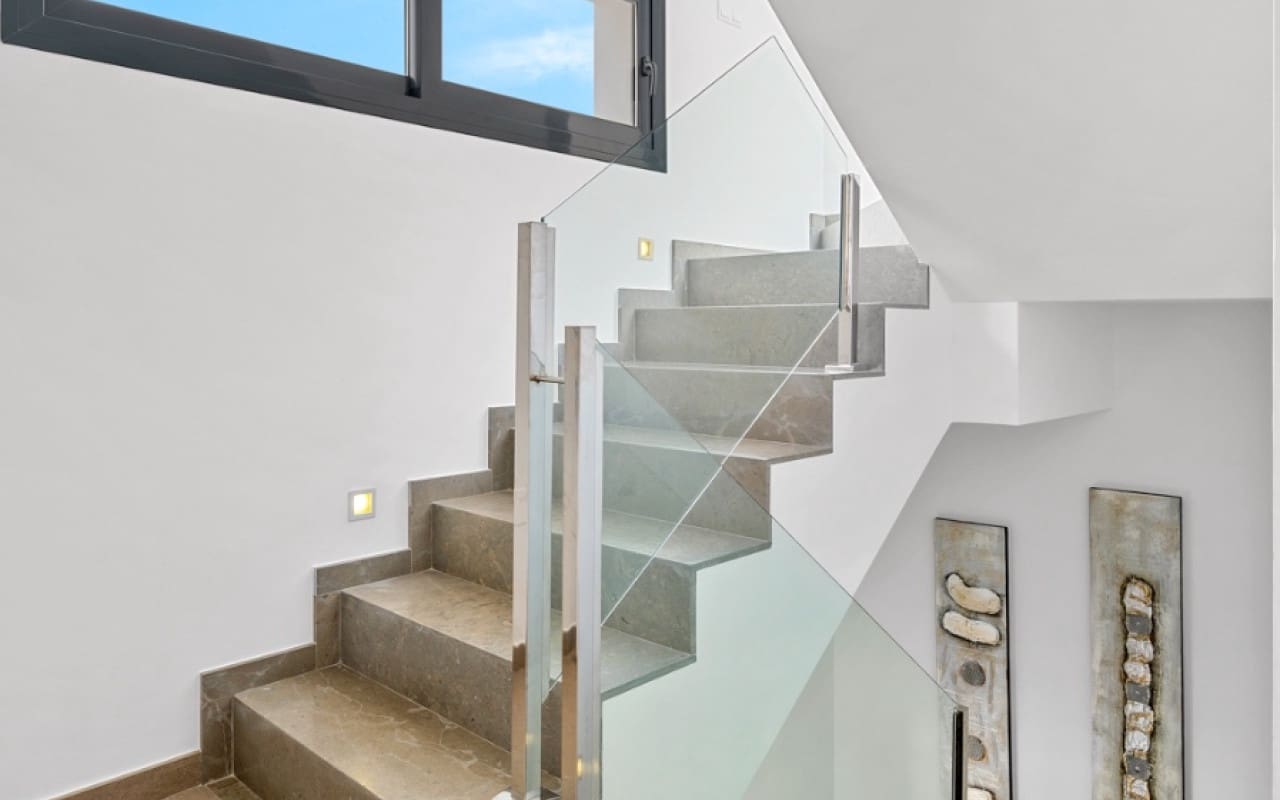 3 Zimmer Villa zu verkaufen in Ciudad Quesada mit Pool - 480.000 € (Ref: 9357628)