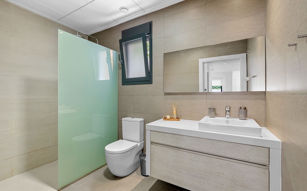 3 Zimmer Villa zu verkaufen in Ciudad Quesada mit Pool - 480.000 € (Ref: 9357628)