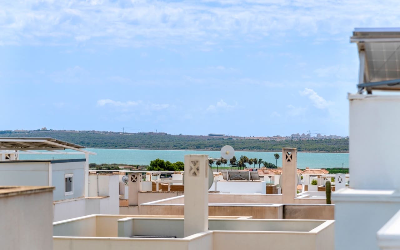 3 Zimmer Villa zu verkaufen in Ciudad Quesada mit Pool - 480.000 € (Ref: 9357628)