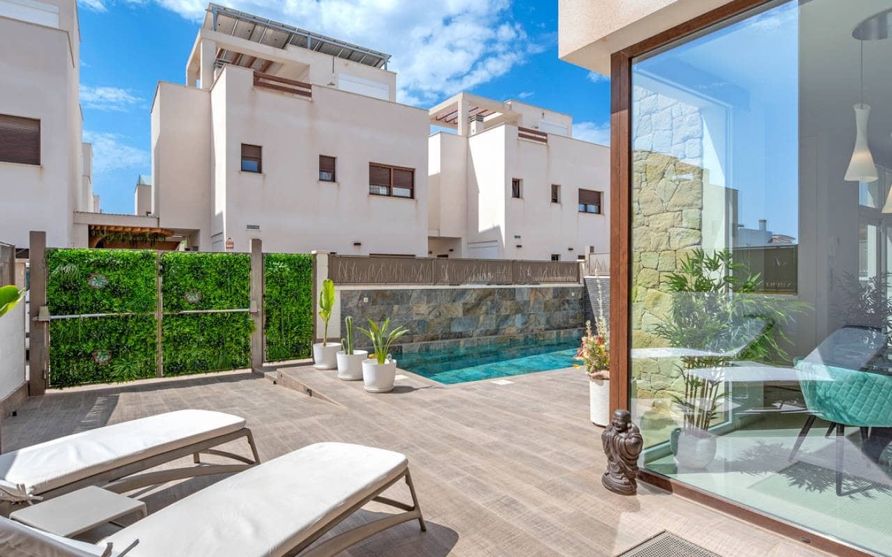 3 camera da letto Villa in vendita in Ciudad Quesada con piscina - 475.000 € (Rif: 9357629)