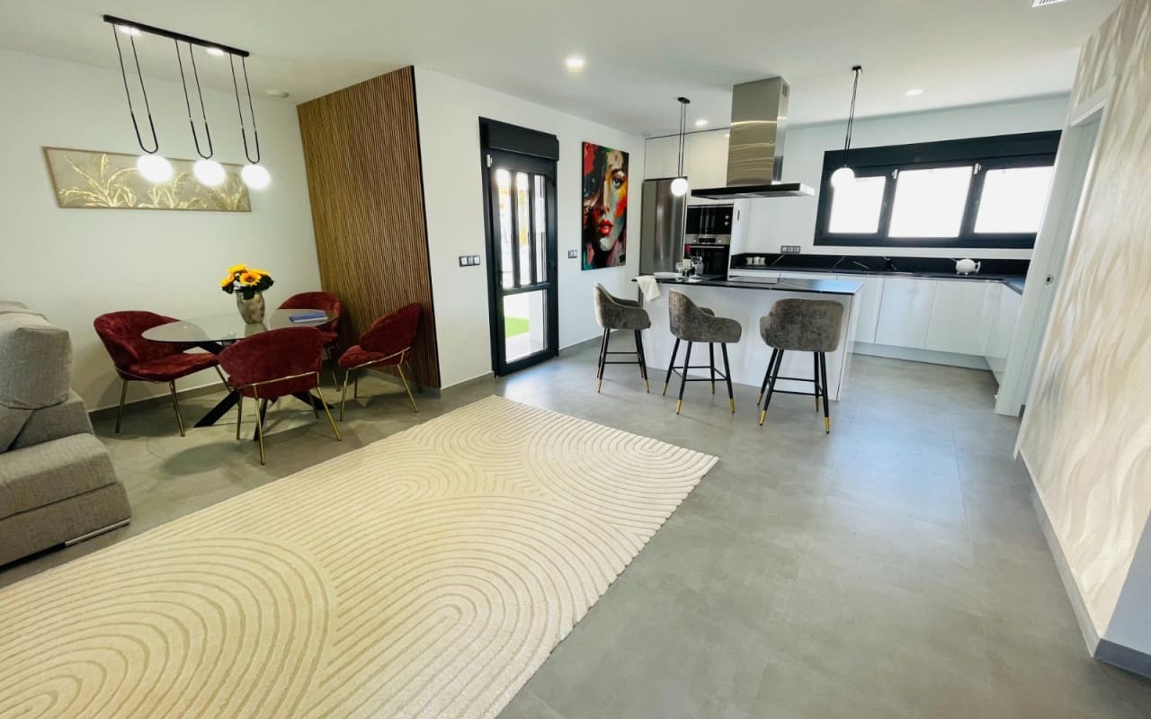 Chalet de 5 habitaciones en Torrevieja en venta - 980.000 € (Ref: 9357733)