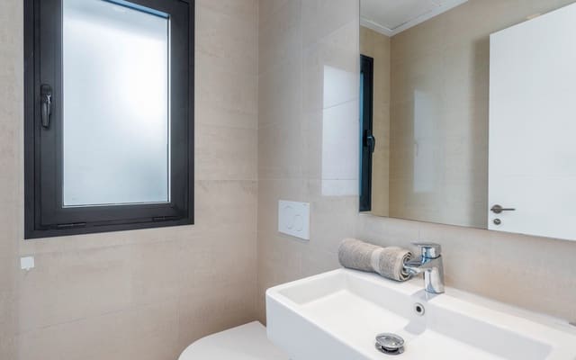 Chalet de 4 habitaciones en Ciudad Quesada, Rojales en venta con piscina - 640.000 € (Ref: 9357737)