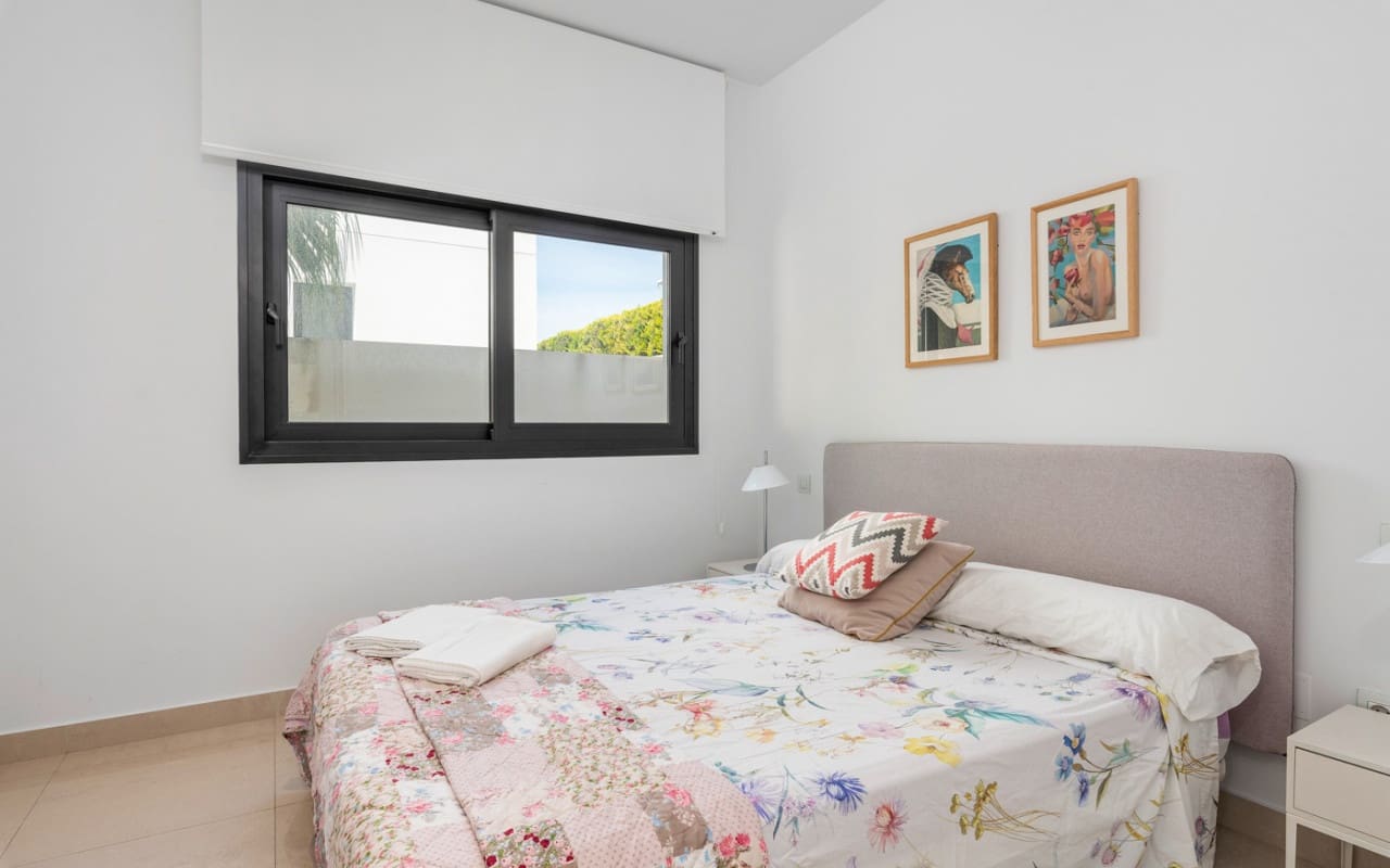 Chalet de 4 habitaciones en Ciudad Quesada en venta con piscina - 640.000 € (Ref: 9357737)