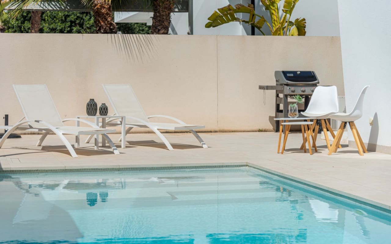 Chalet de 4 habitaciones en Ciudad Quesada en venta con piscina - 640.000 € (Ref: 9357737)