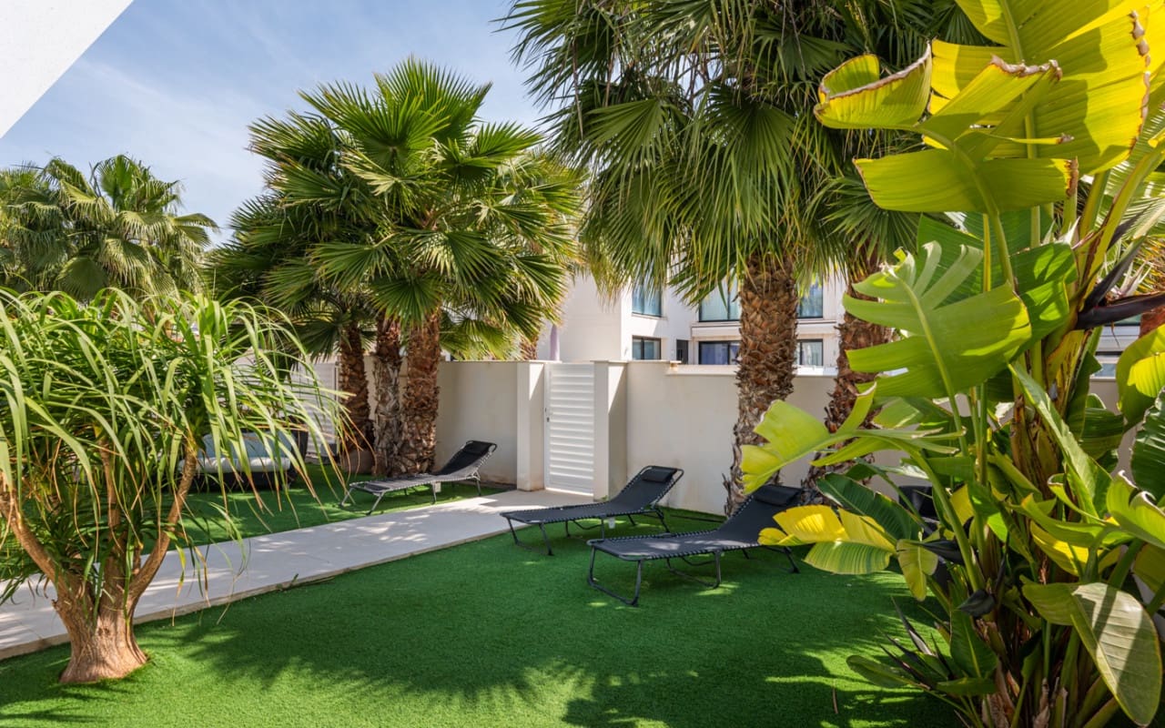 Chalet de 4 habitaciones en Ciudad Quesada en venta con piscina - 640.000 € (Ref: 9357737)