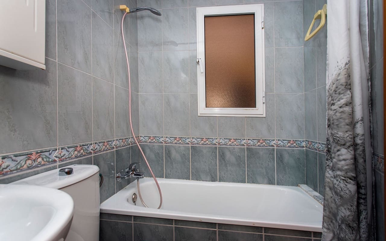 1 quarto Estúdio para venda em Torrevieja com piscina - 88 000 € (Ref: 9369370)