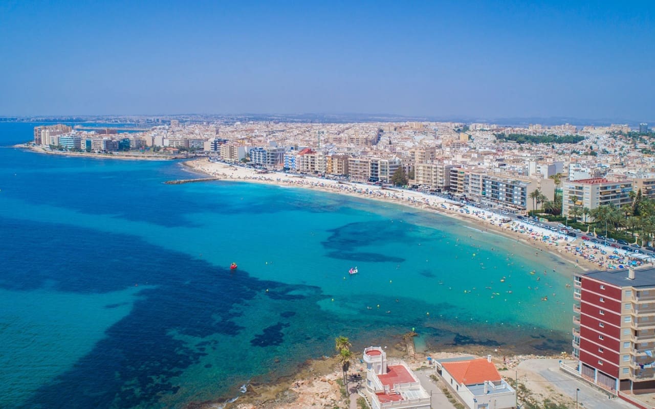 1 quarto Estúdio para venda em Torrevieja com piscina - 88 000 € (Ref: 9369370)