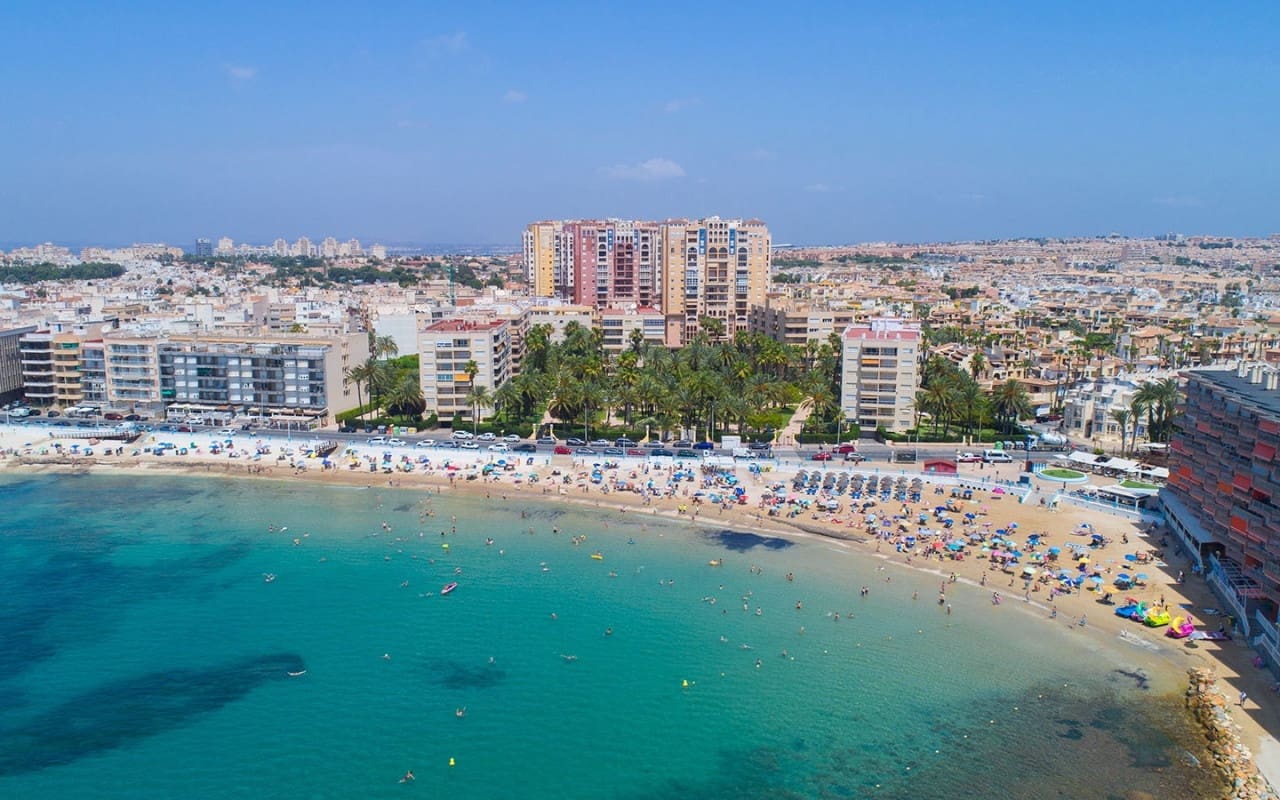 1 quarto Estúdio para venda em Torrevieja com piscina - 88 000 € (Ref: 9369370)