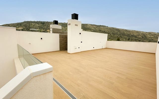 2 bedroom Townhouse for sale in Algorfa with pool - € 283,000 (Ref: 9373850)