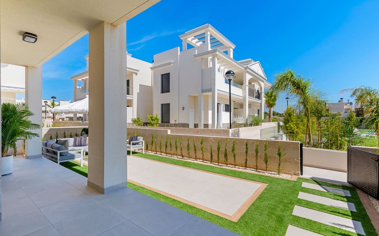 2 chambre Maison de Ville à vendre à Ciudad Quesada avec piscine - 314 000 € (Ref: 9373863)