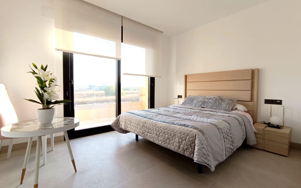 Casa de 3 habitaciones en Benijófar en venta - 465.000 € (Ref: 9373864)