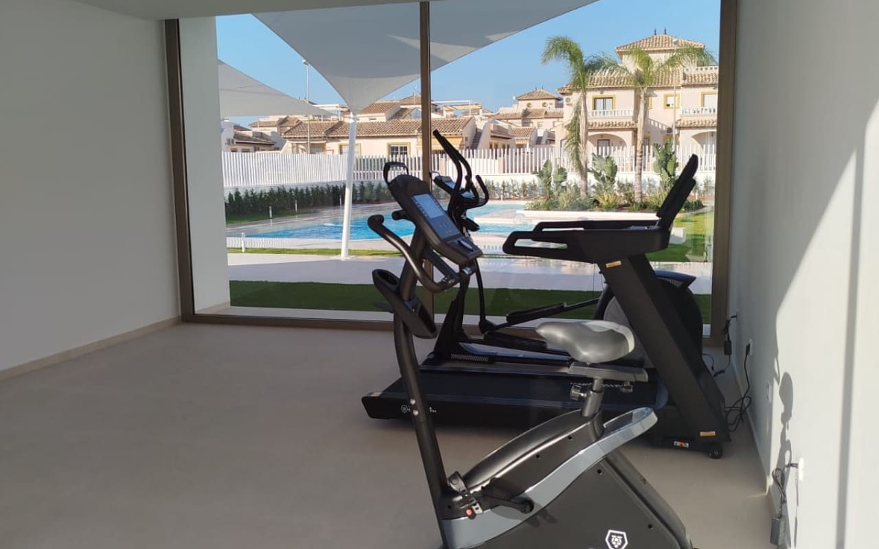 3 chambre Appartement à vendre à Cabo Roig avec piscine - 369 000 € (Ref: 9373867)